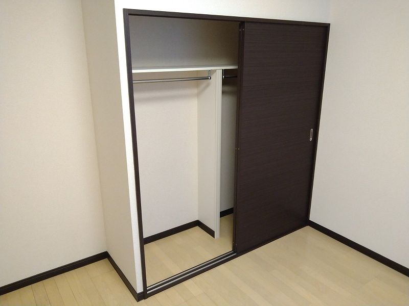 LEONEXT Zenpukuji Homes Storage