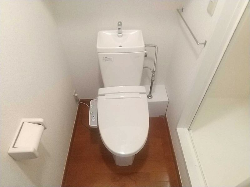 レオパレス鶴舞 トイレ