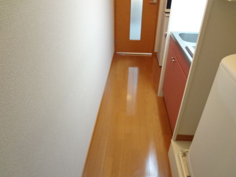 レオパレスコスモスⅡ 玄関
