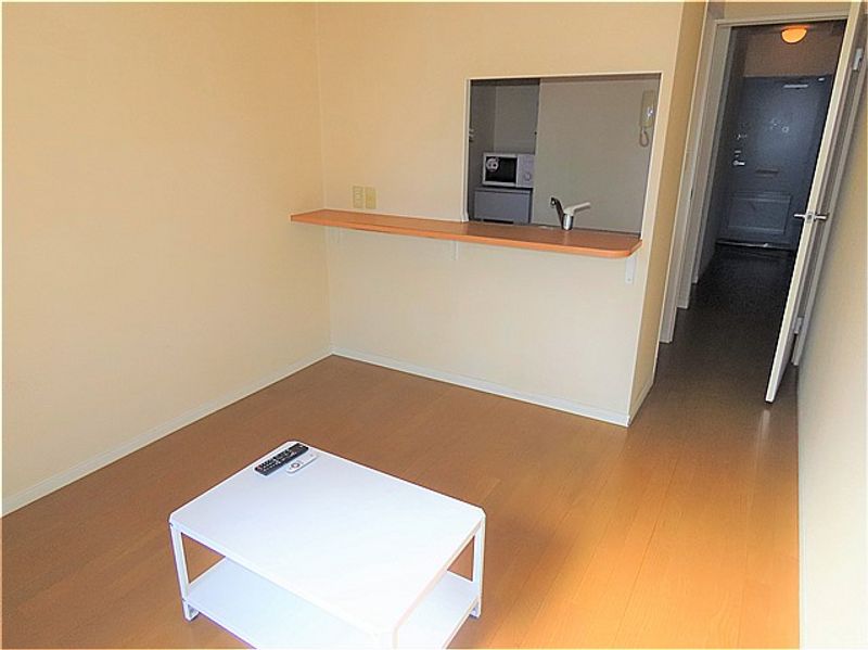 レオパレス小桜 居間