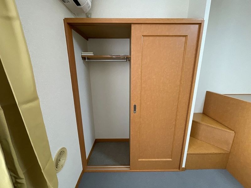 レオパレスカガヤキⅠ 収納