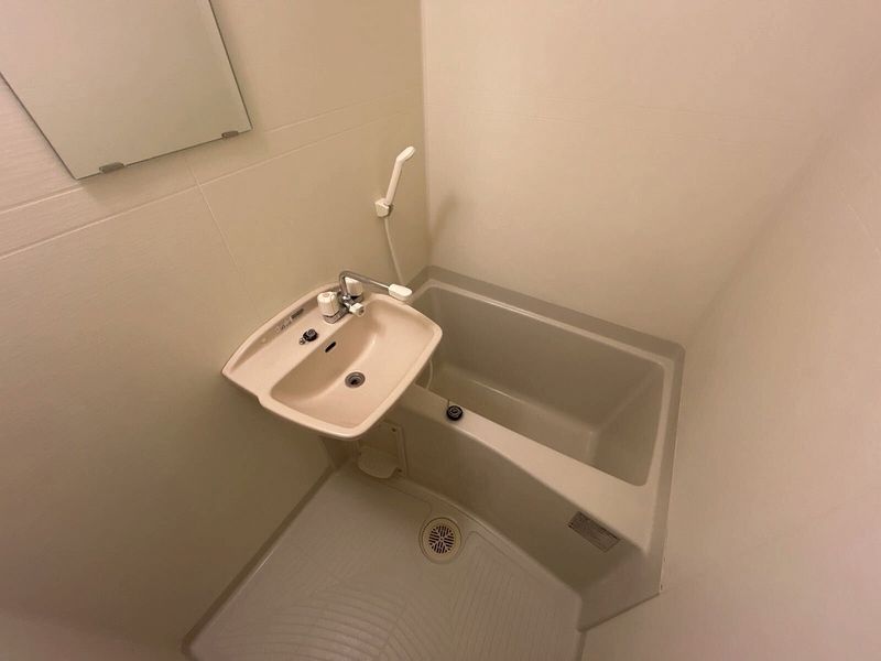 レオパレスグリーンパイン松本 風呂