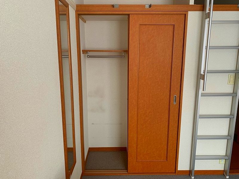 レオパレスＹＵＴＡＫＡ　Ｓ 収納