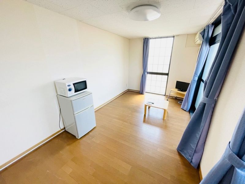 レオパレスクール その他