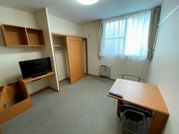 レオパレスシャトル千歳 居間