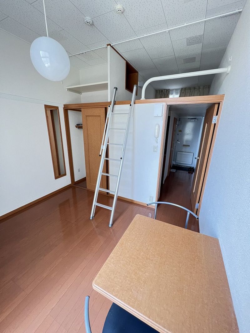 レオパレスしろたん 寝室