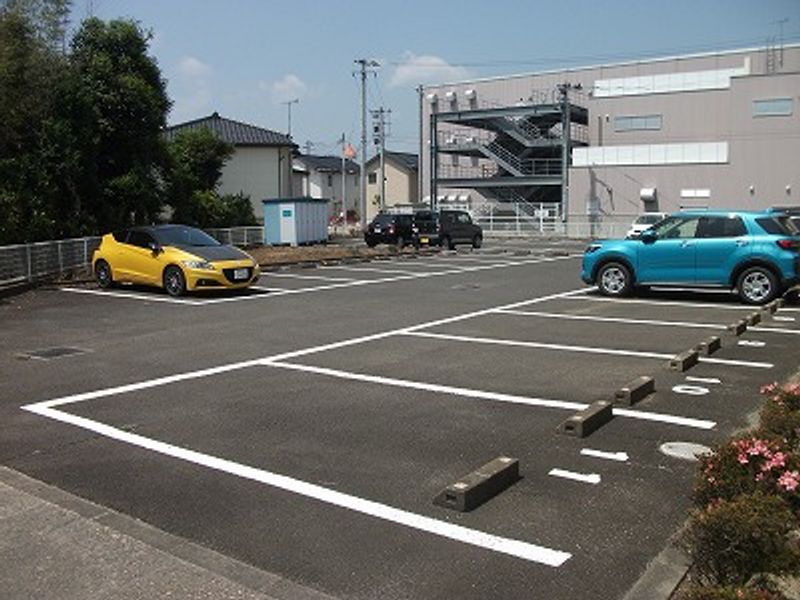 レオパレスＳｈｉｎｅＲｏａｄⅠ 駐車場