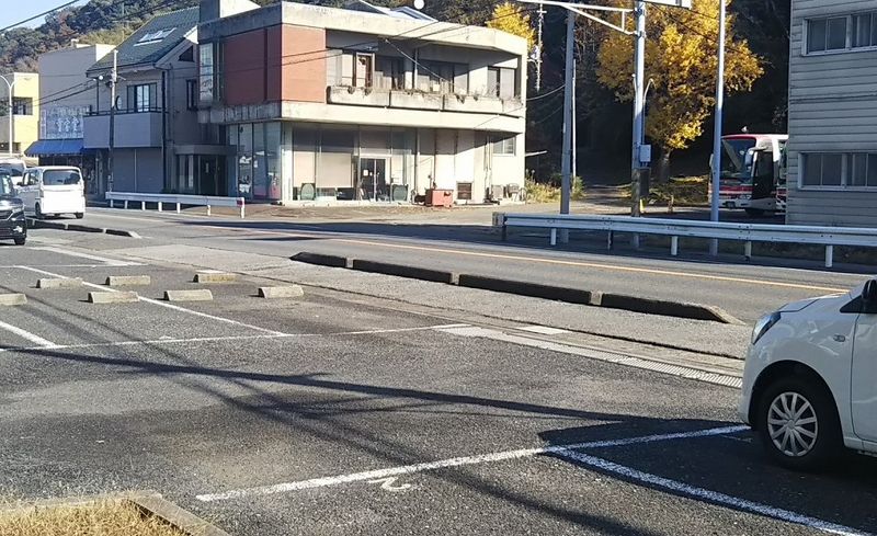 レオパレスシープⅢ 駐車場