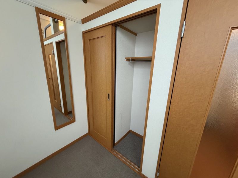 leopalace Seribashi Storage