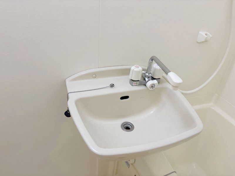 レオパレスビブハウス 洗面台