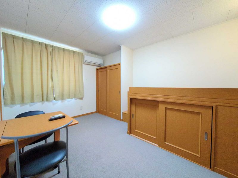 レオパレスＭＡＴＳＵＤＡ 居間