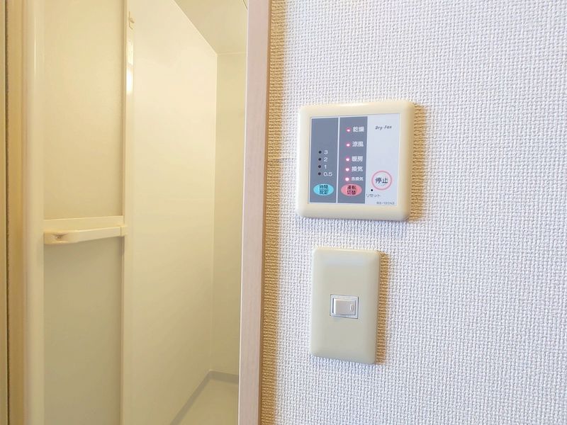 レオパレスアズール新大阪 その他