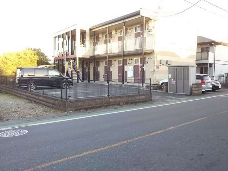 レオパレスＭＵＳＡＳＨＩⅡ 駐車場