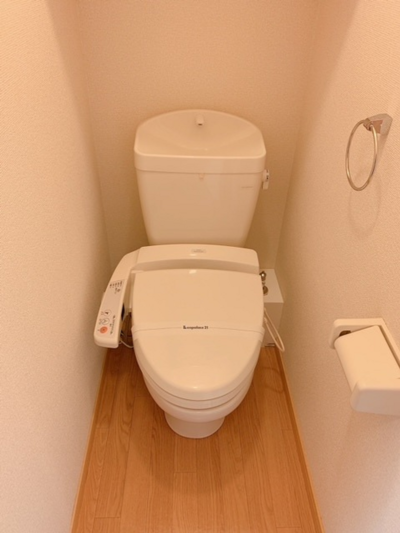 レオパレスグリーンアンバー トイレ