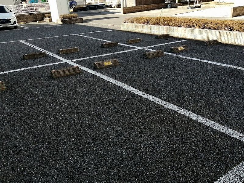 レオパレスＳＡＩＫＡＷＡ 駐車場