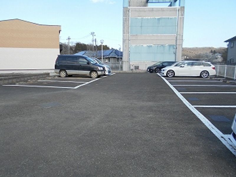 レオパレスエスポワール折立Ⅱ 駐車場