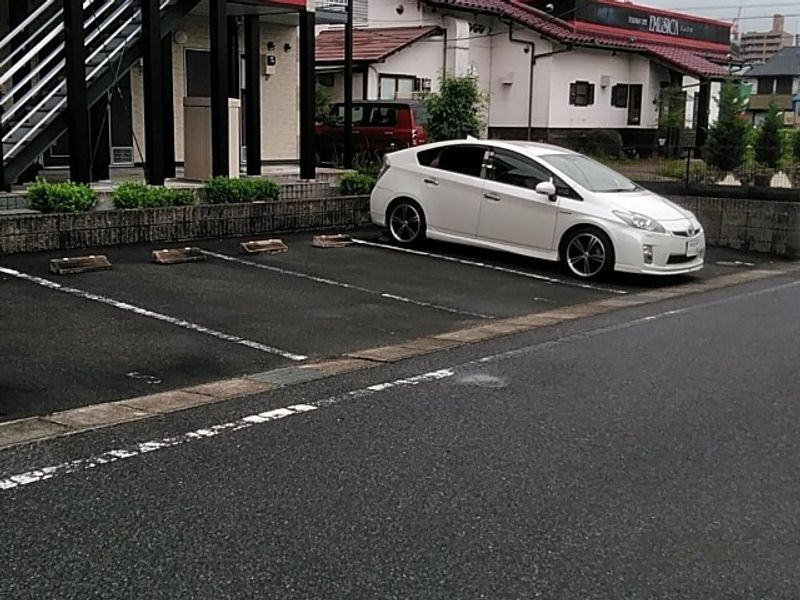 レオパレスボーダーハウス梅坪 駐車場
