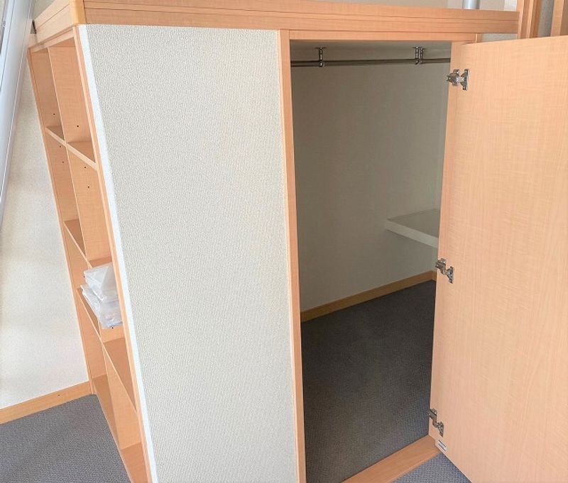 レオパレスミワノ　パーク 収納