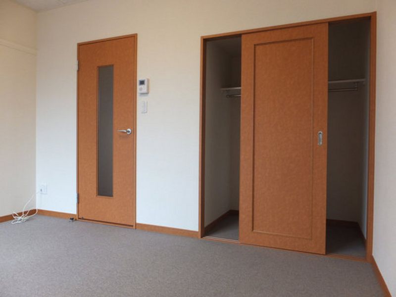 レオパレスＯＬＩＶＥⅡ 居間