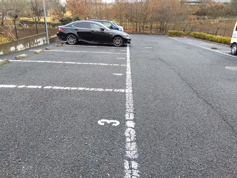 レオネクストかのんＢ 駐車場