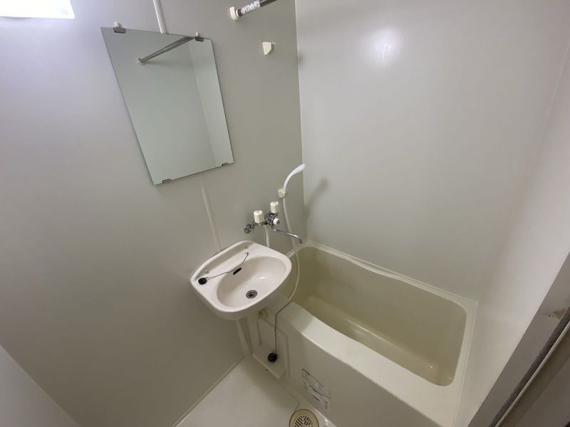 レオパレスセントラルアイ 風呂