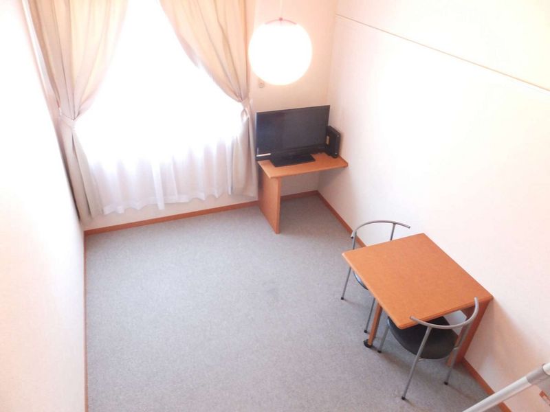 レオパレスアドミラブール 居間