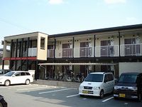 レオパレス松風舎 駐車場