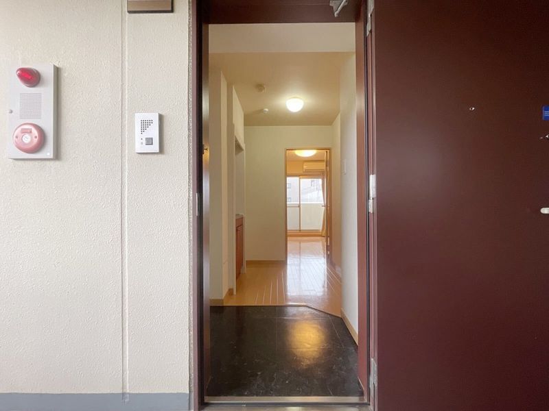 レオパレスＲＥＺＯＮ中百舌鳥 玄関