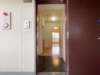 レオパレスＲＥＺＯＮ中百舌鳥 玄関