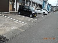 レオパレスみどり 駐車場
