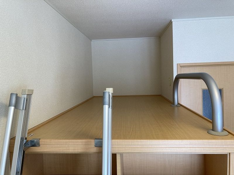 レオパレス谷中 寝室