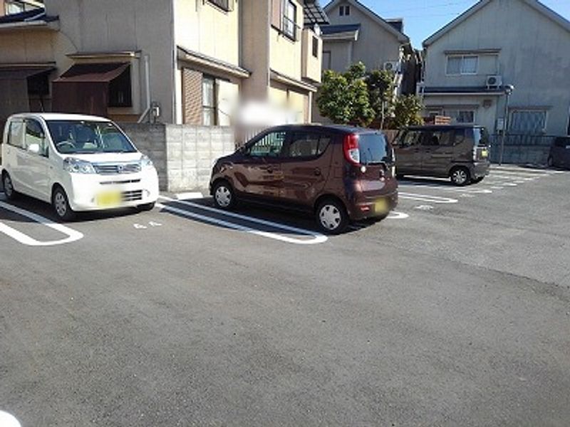 クレイノふかしのⅡ 駐車場