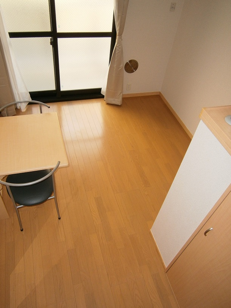 レオパレスピーコック 居間