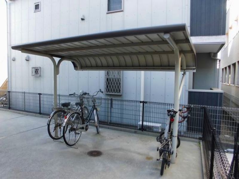 レオパレストレディア 共用部分