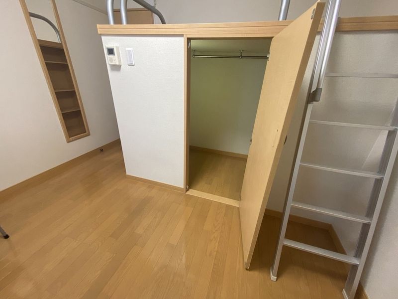 レオネクスト元植田Ｅａｓｔ 収納