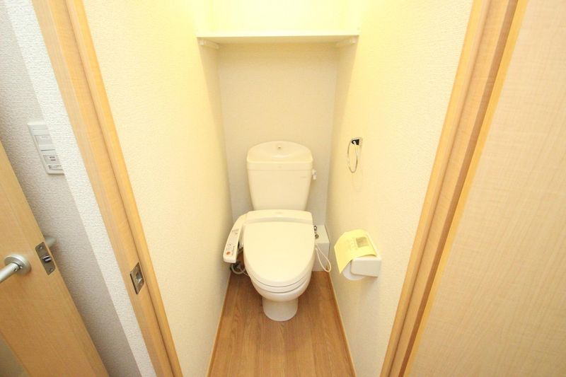 レオパレスウイング元城Ｂ トイレ