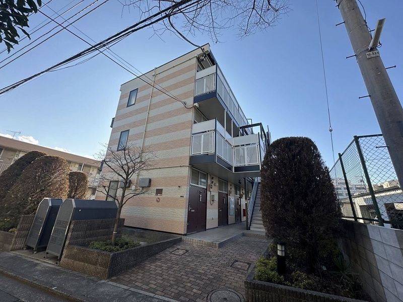レオパレスエルパセオⅢ 外観