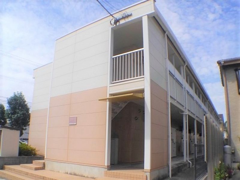 レオパレスニュー屋島 エントランス