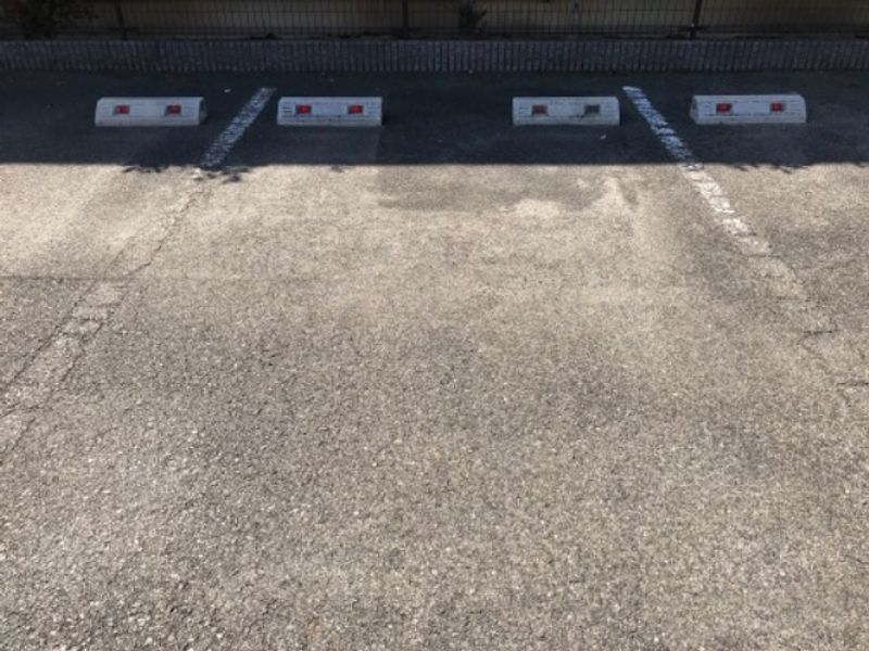 レオパレスラ　フォレビオレット 駐車場