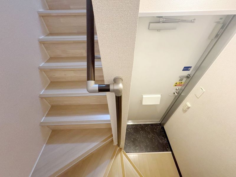 レオネクストフジハイム 玄関