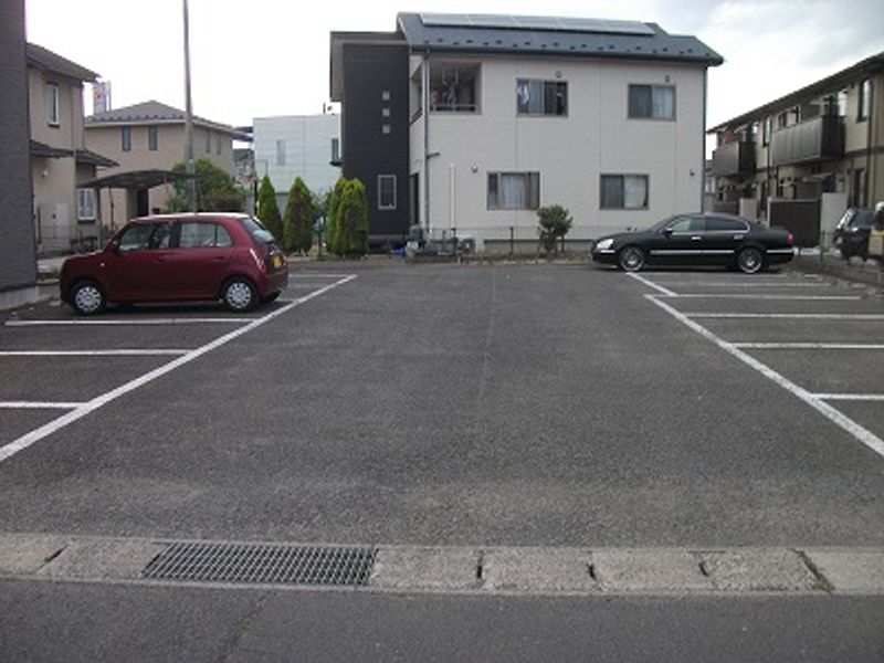 レオパレスグランシャリオＳＹ 駐車場