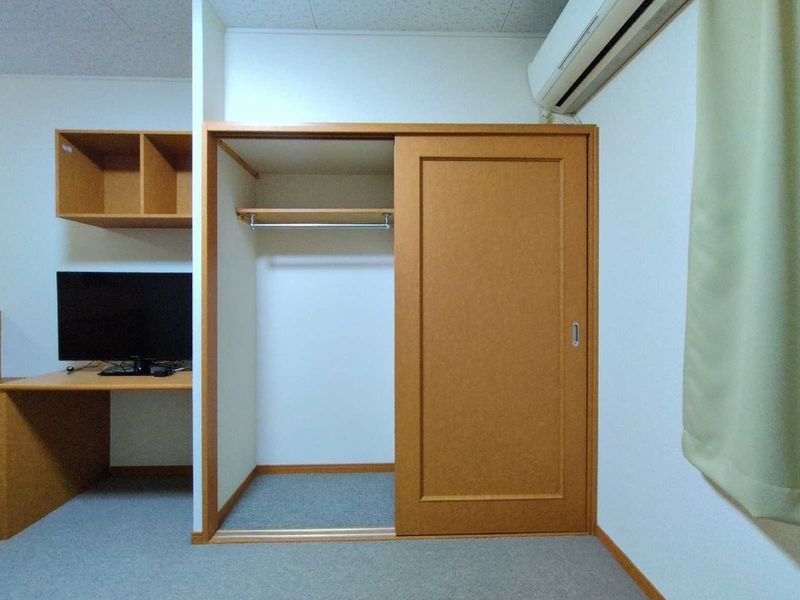 レオパレスくらのまち 収納