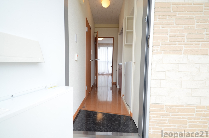 leopalace Family Entrance