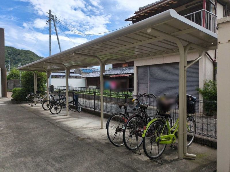 レオパレストホリ 共用部分
