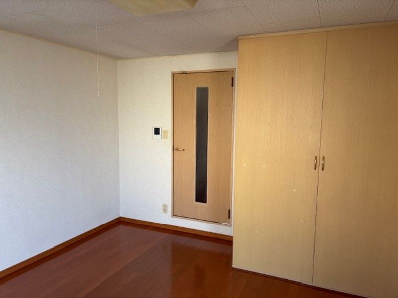 レオパレスカーサ