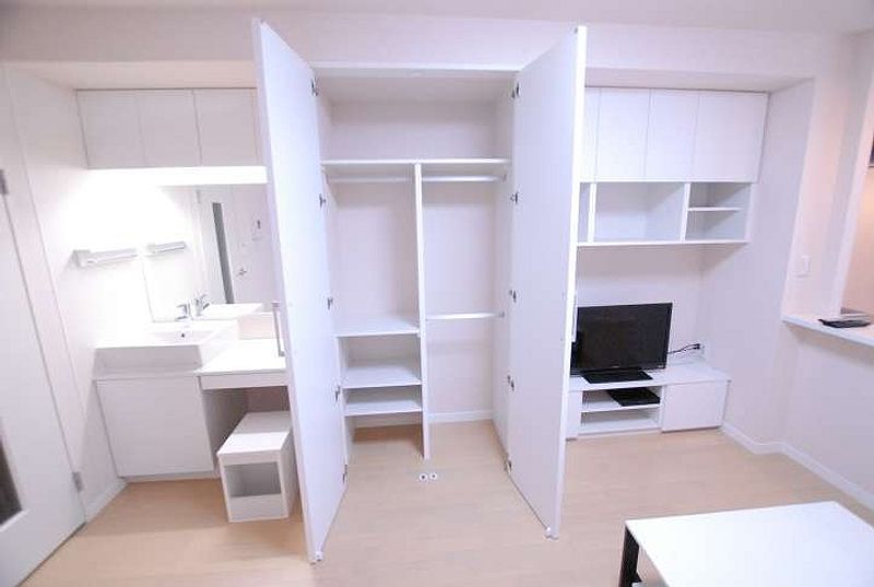 MIRANDA Shin Corpo Kita Yono 储物空间