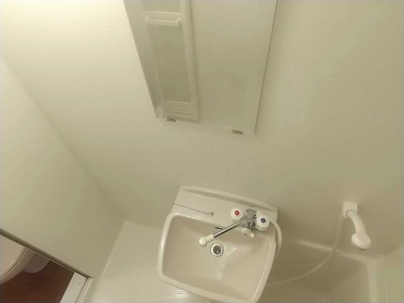 レオパレスわかば 洗面台