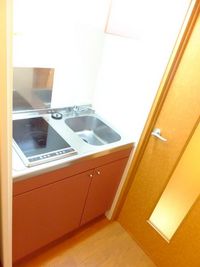 レオパレスルミナリエ キッチン