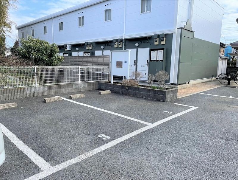 レオパレスＥｘｉｓｔｅｎｃｅ 駐車場