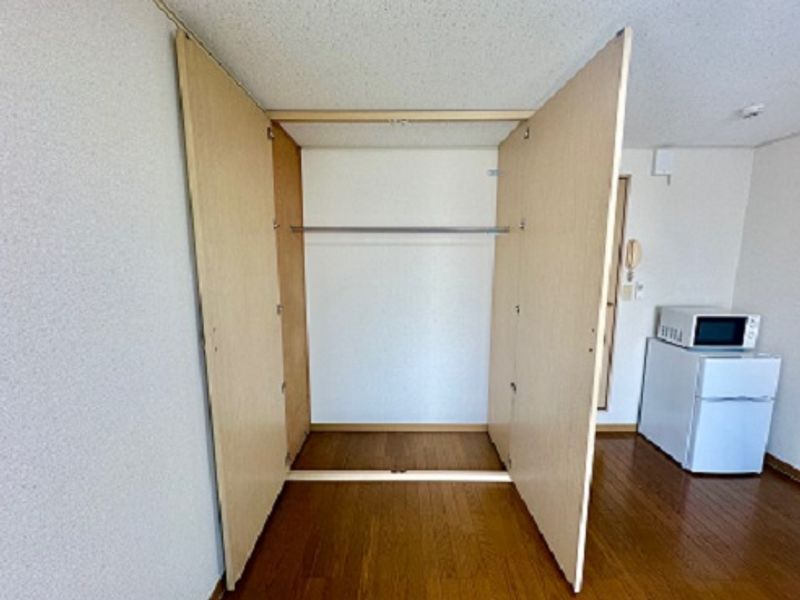 レオパレスリヴェール 収納
